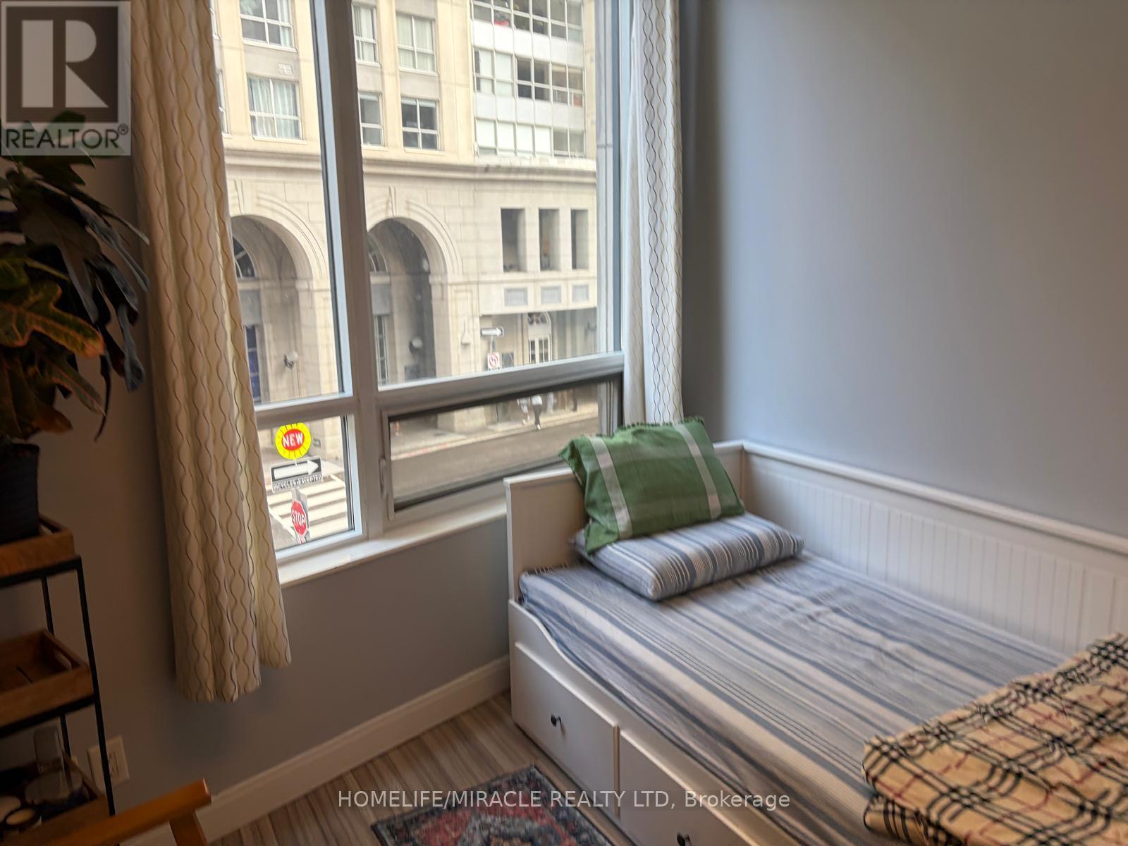 #202W 1 SCOTT STREET - Image 33