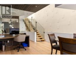 5 Relmar Road, Toronto, ON M5P2Y4 Photo 17