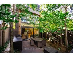 5 Relmar Road, Toronto, ON M5P2Y4 Photo 46