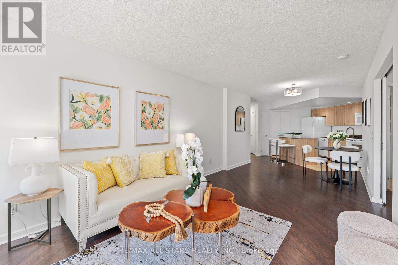 #804 208 QUEENS QUAY W - 8