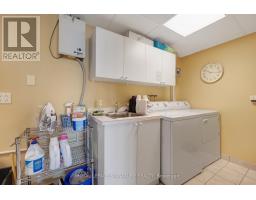 1004 - 33 Delisle Avenue, Toronto, ON M4V3C7 Photo 34