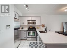 615 - 231 Fort York Boulevard, Toronto, ON M5V1B2 Photo 6