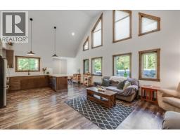 809 Slocan Street, Slocan, BC V0G2C0 Photo 14
