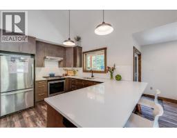 809 Slocan Street, Slocan, BC V0G2C0 Photo 17