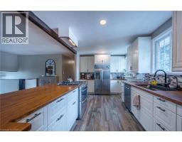 5pc Bathroom - 9 Adams Lane, Simcoe, ON N3Y4P4 Photo 10