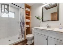 809 Slocan Street, Slocan, BC V0G2C0 Photo 35
