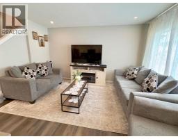 10 Earl Close, Red Deer, AB T4P3G5 Photo 21
