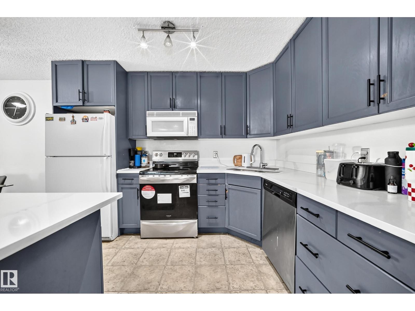 #133 16311 95 ST NW - 12
