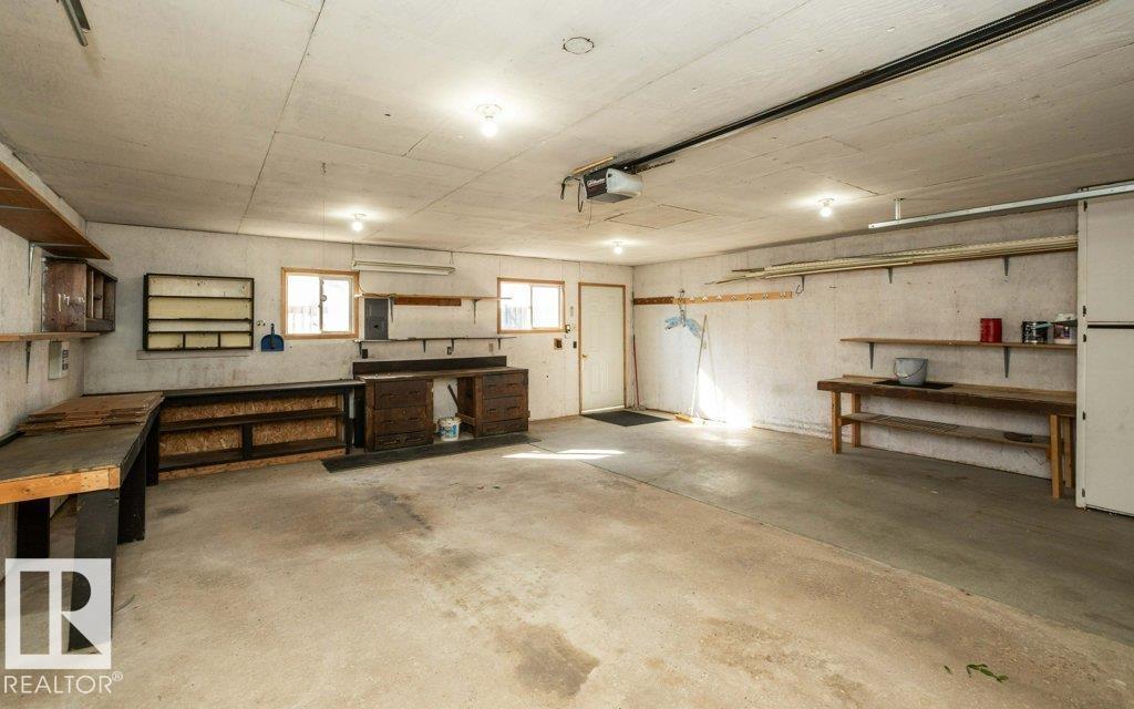 9716 99 ST - Image 25