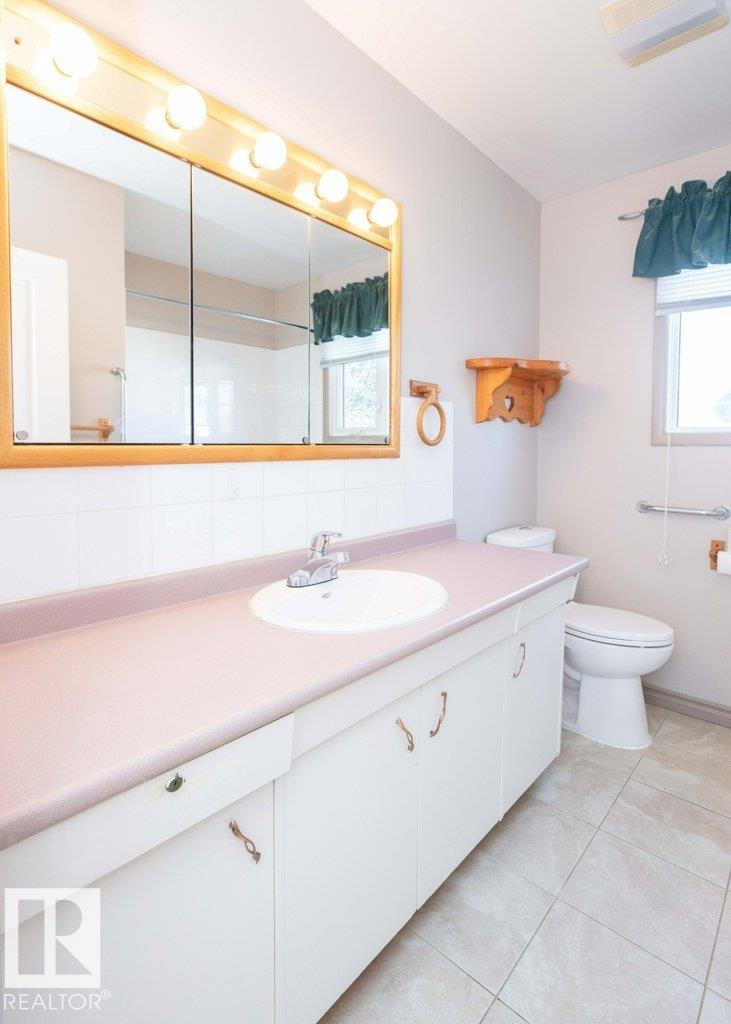 9716 99 ST - Image 44