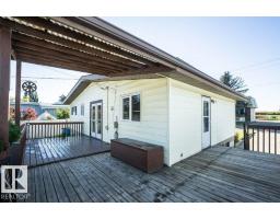 Laundry room - 9716 99 St, Westlock, AB T7P1Y4 Photo 9