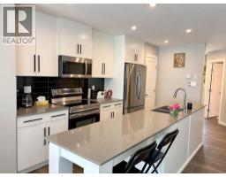 4pc Bathroom - 10 Earl Close, Red Deer, AB T4P3G5 Photo 7