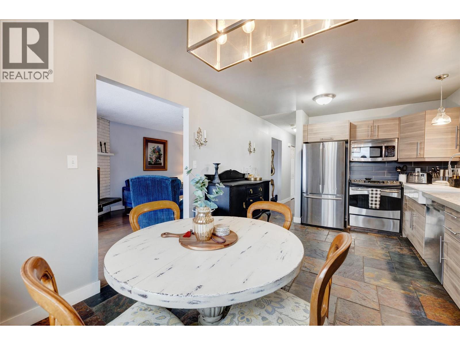 3874-3876 Glenway Road - 7