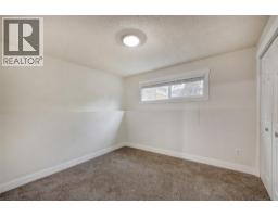 Living room - 3874-3876 Glenway Road, West Kelowna, BC V4T1C9 Photo 25