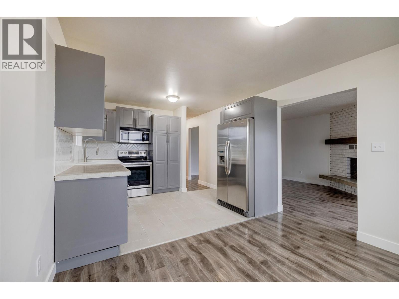 3874-3876 Glenway Road - 31