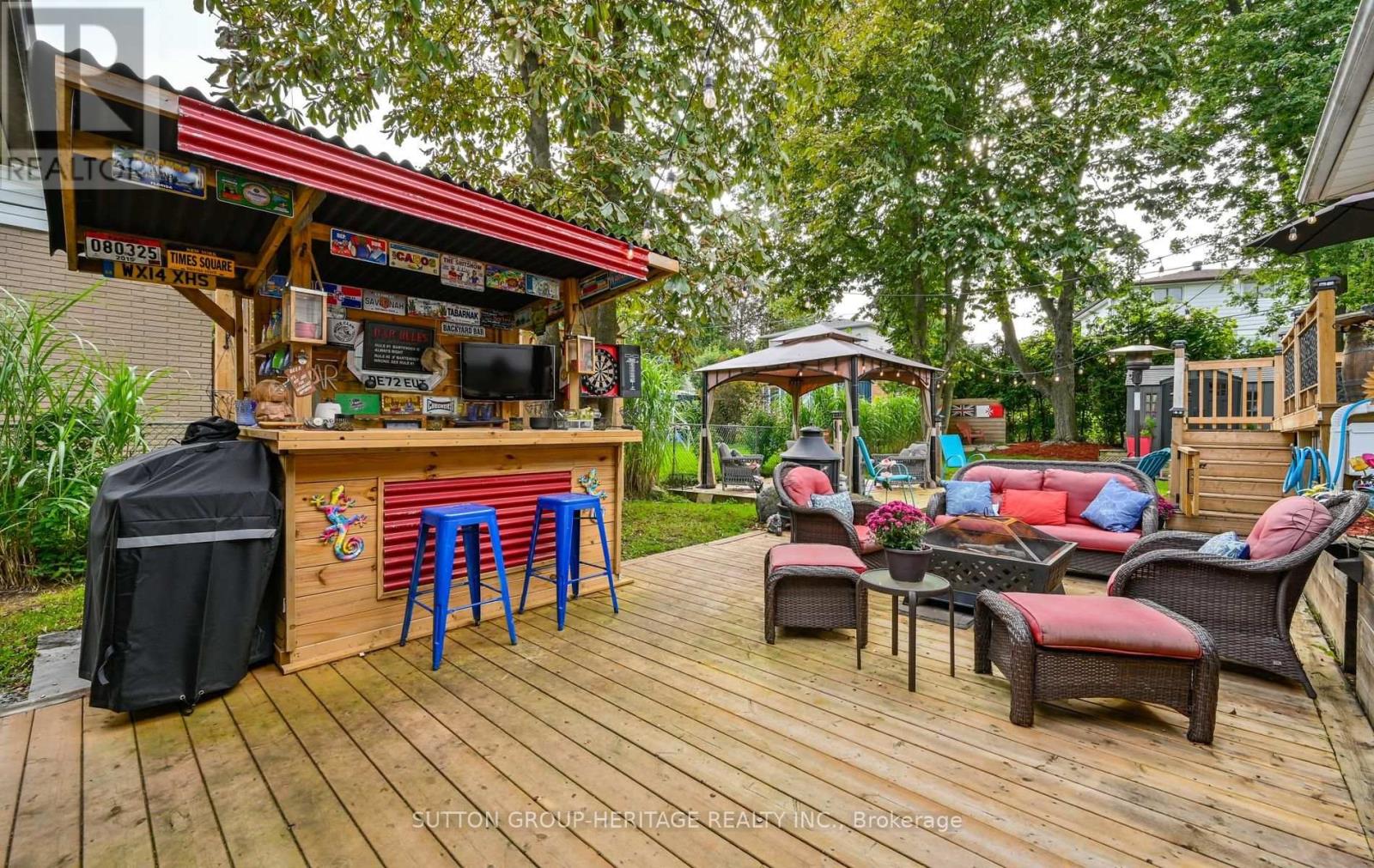 20 STRATHY ROAD - 17