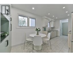 16 Squires Avenue, Toronto, ON M4B2R3 Photo 18