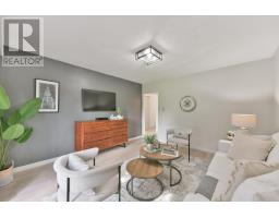 16 Squires Avenue, Toronto, ON M4B2R3 Photo 30