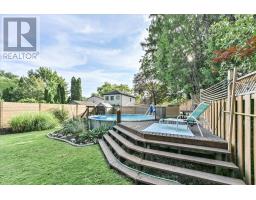 16 Squires Avenue, Toronto, ON M4B2R3 Photo 48