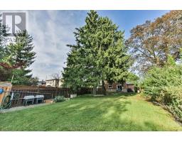16 Squires Avenue, Toronto, ON M4B2R3 Photo 50
