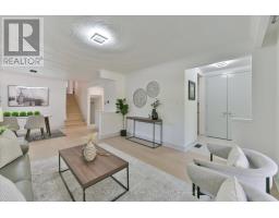 Dining room - 16 Squires Avenue, Toronto, ON M4B2R3 Photo 8