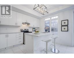 11794 Tenth Line, Whitchurch Stouffville, ON L4A5G2 Photo 18