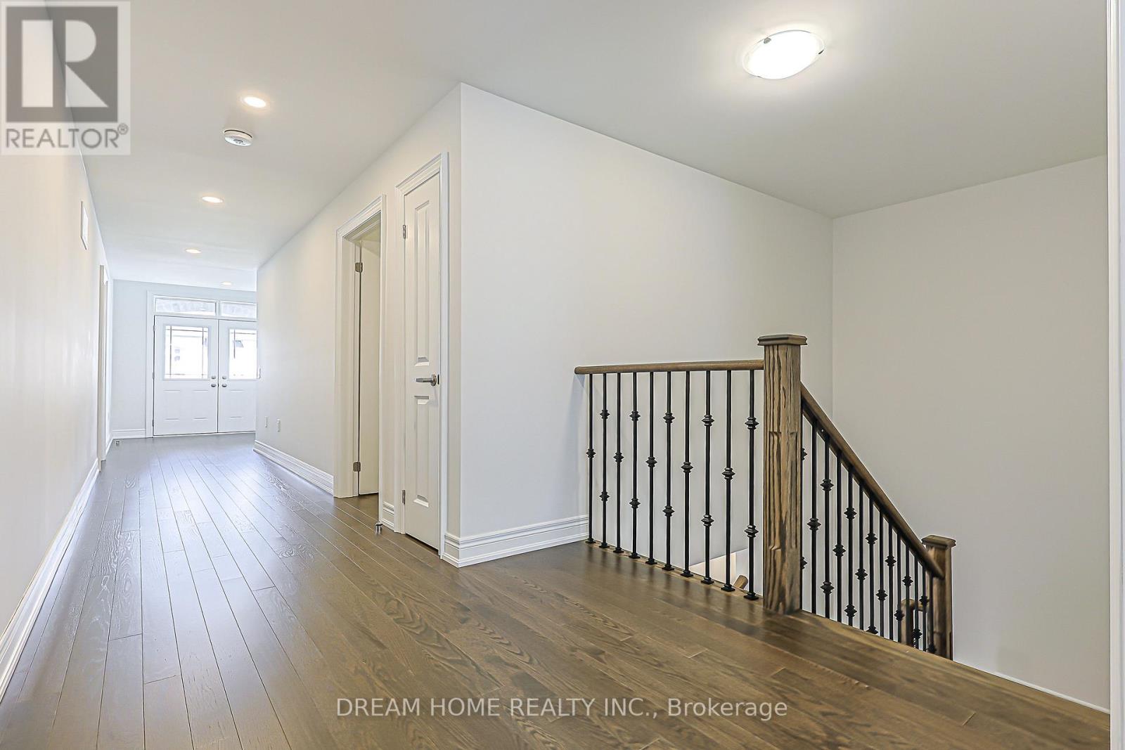 16 FAIR WINDS LANE - Image 30