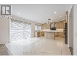 16 Fair Winds Lane, East Gwillimbury, ON L9N0V5 Photo 13