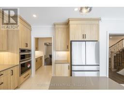 16 Fair Winds Lane, East Gwillimbury, ON L9N0V5 Photo 18