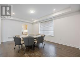 Library - 16 Fair Winds Lane, East Gwillimbury, ON L9N0V5 Photo 8
