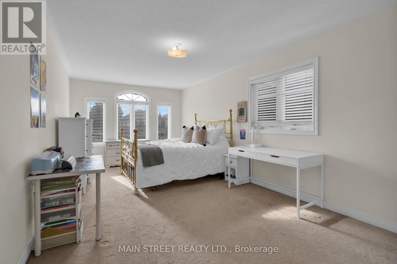 9 EMILY COURT - 25