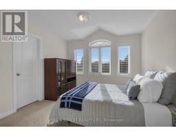 9 Emily Court, Richmond Hill, ON L4E4E5 Photo 30