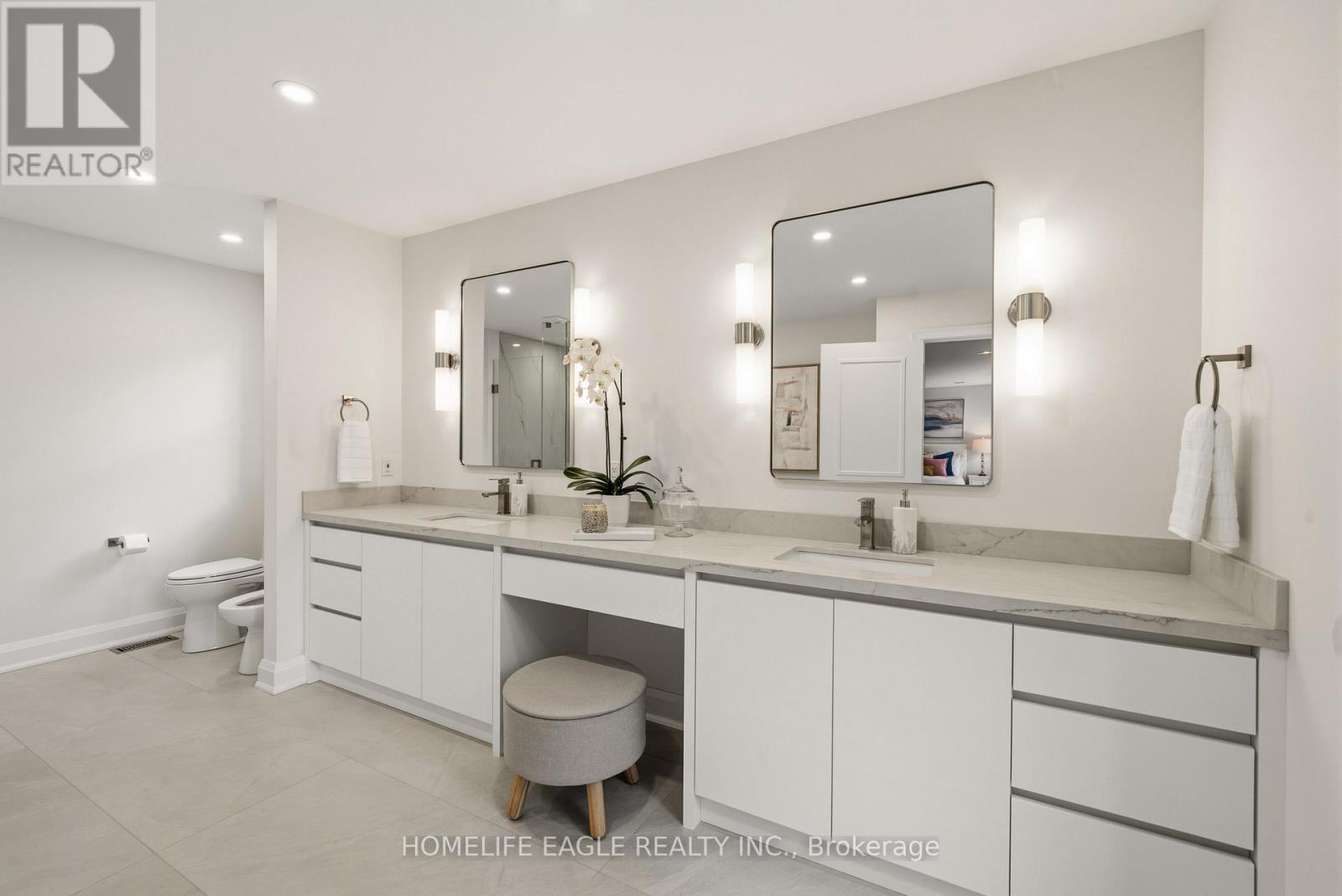 93 HILLVIEW ROAD - Image 22