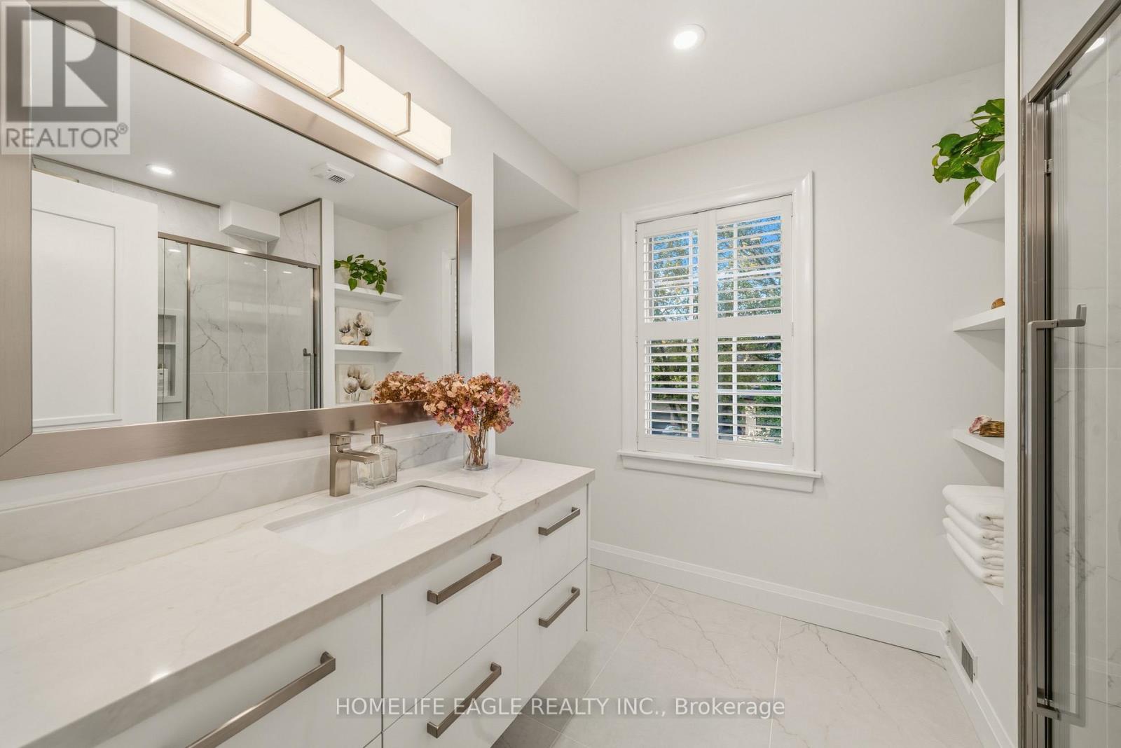 93 HILLVIEW ROAD - 27