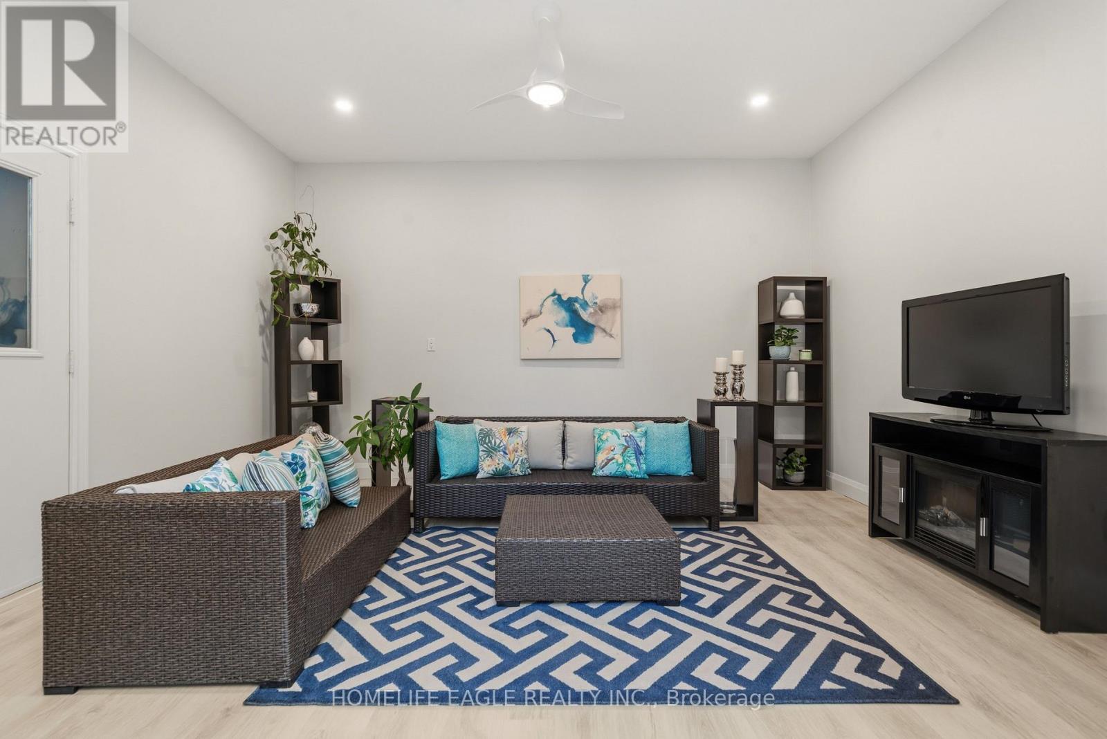 93 HILLVIEW ROAD - Image 7