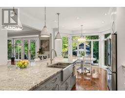 93 Hillview Road, Aurora, ON L4G2M6 Photo 15