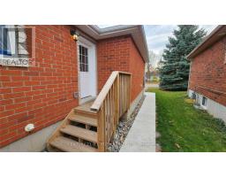Lower - 300 Cundles Road W, Barrie, ON L4N7C9 Photo 16