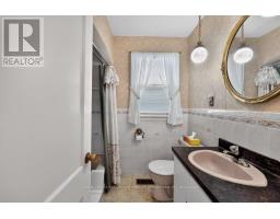 948 Long Drive, Burlington, ON L7T3K1 Photo 15