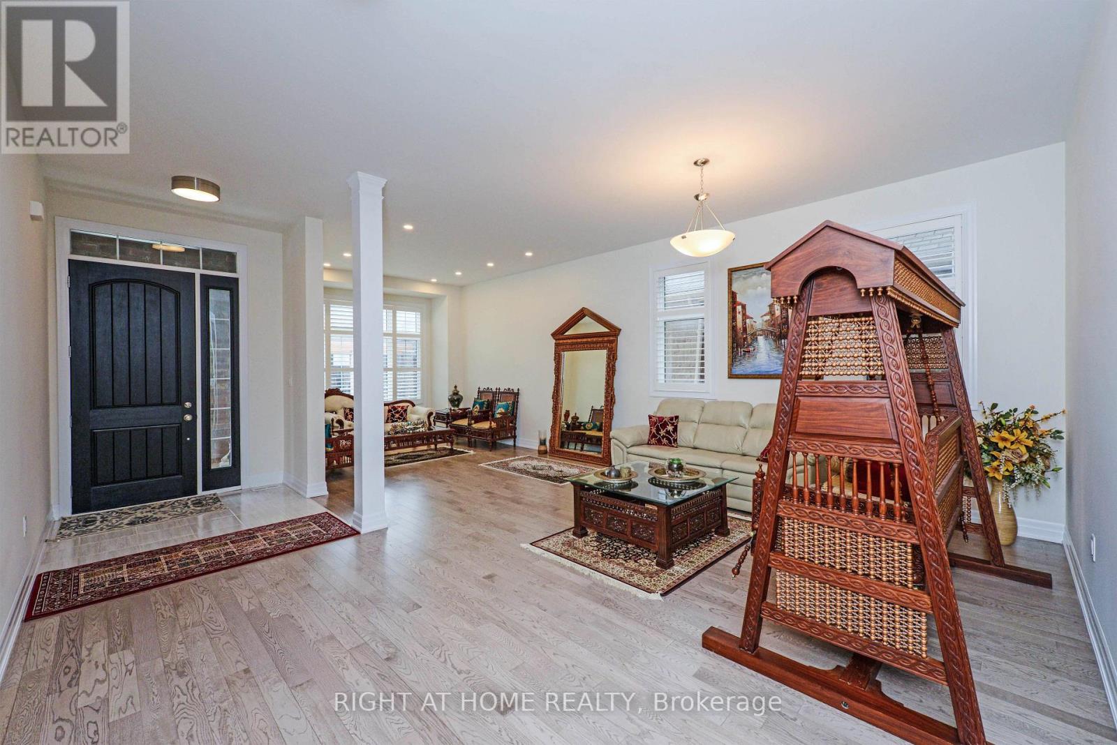 3286 CHARLES BIGGAR DRIVE, Oakville (GO Glenorchy) — photo 2