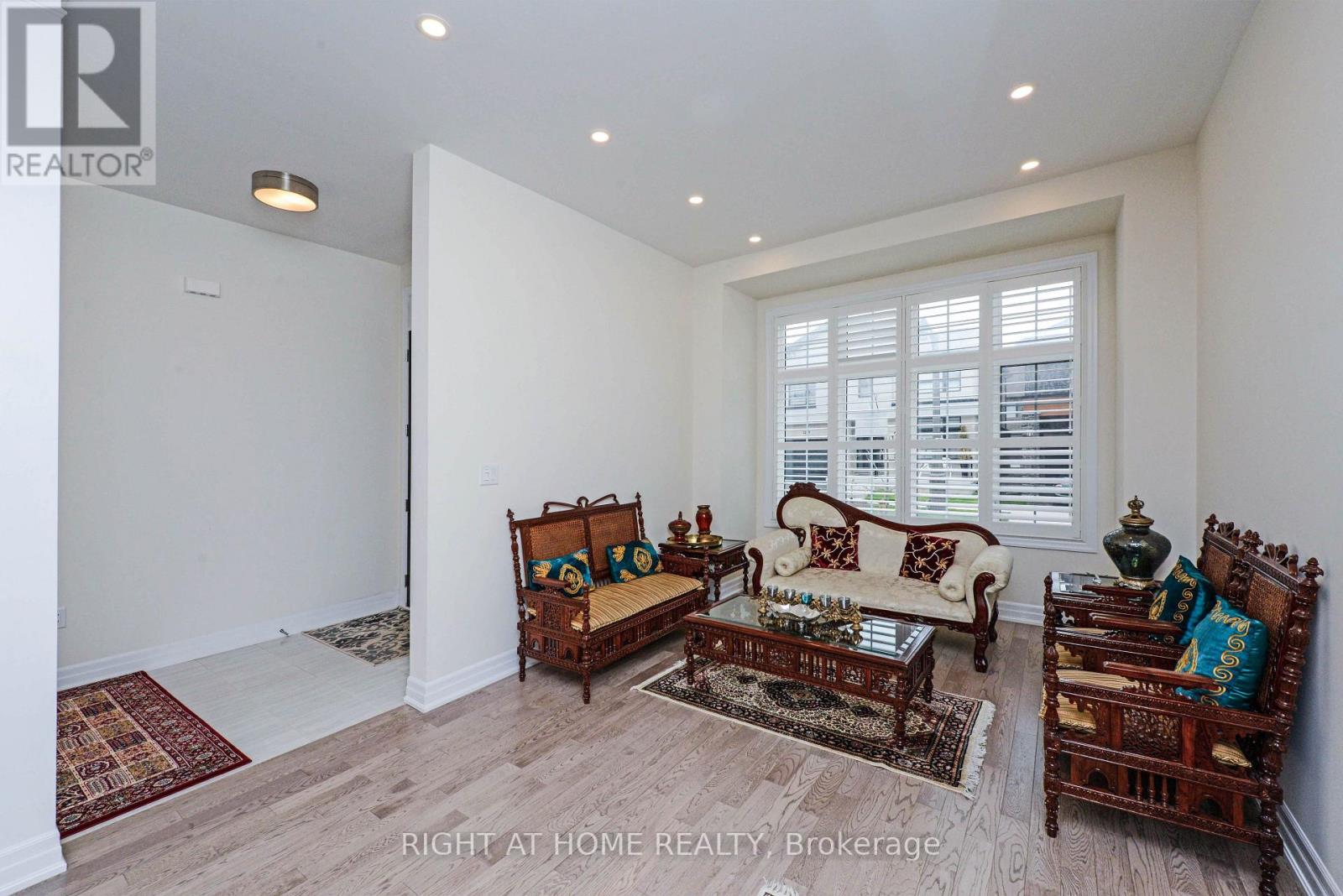 3286 CHARLES BIGGAR DRIVE, Oakville (GO Glenorchy) — photo 4