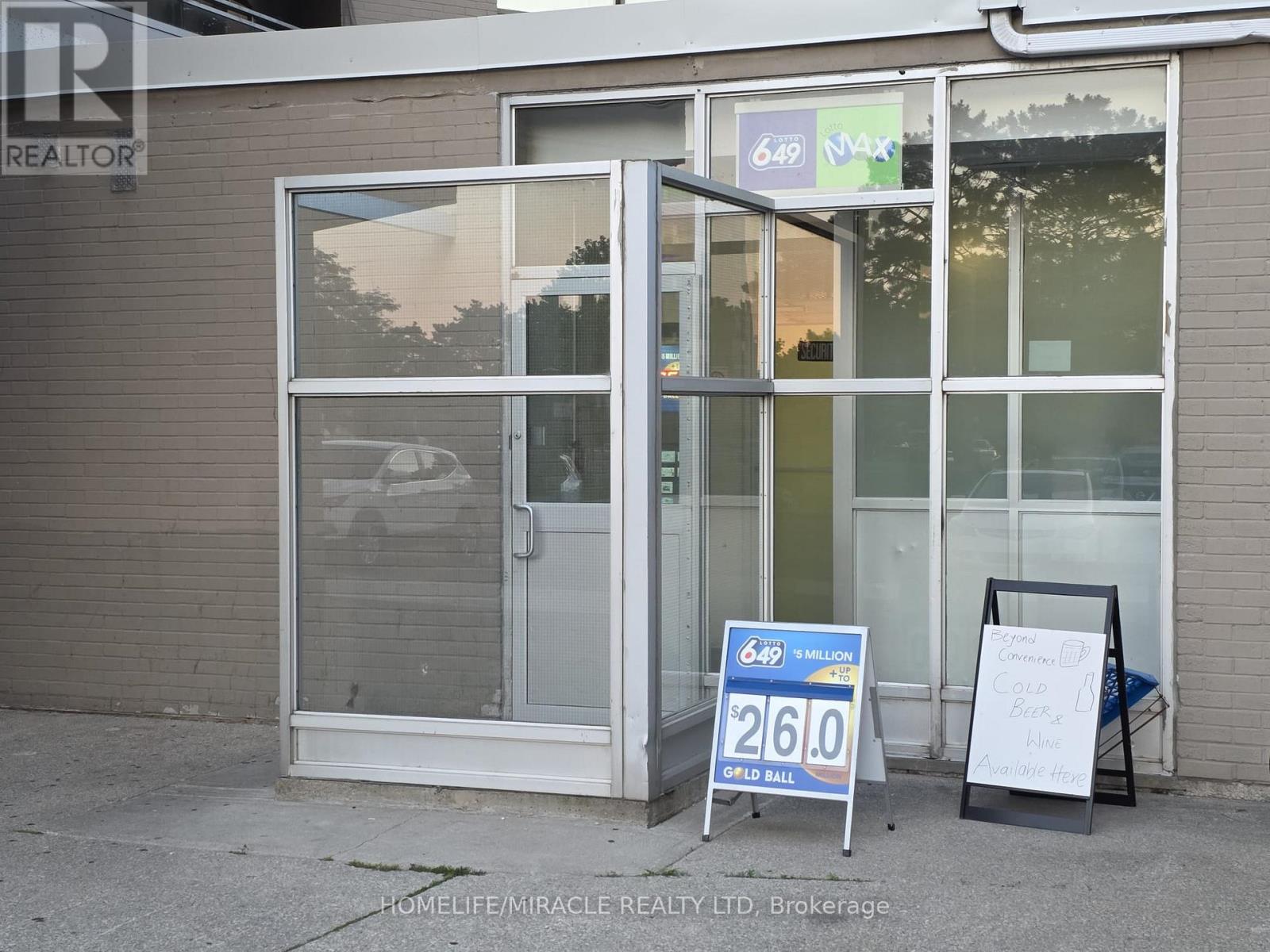 104 - 380 DIXON ROAD, Toronto (Kingsview Village-The Westway)