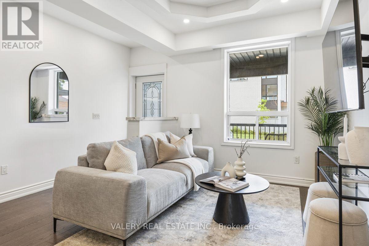 UPPER - 219 MCROBERTS AVENUE, Toronto (Corso Italia-Davenport) — photo 4