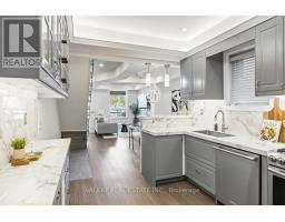 Upper - 219 Mcroberts Avenue, Toronto, ON M6E4P3 Photo 10