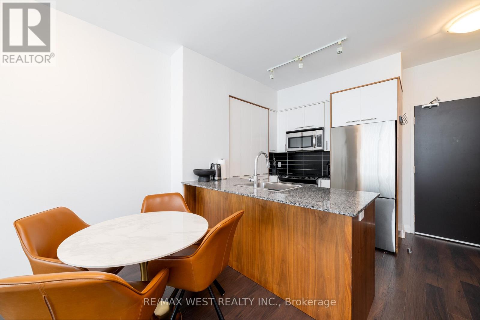 2108 - 1 VALHALLA INN ROAD, Toronto (Islington-City Centre West) — photo 10