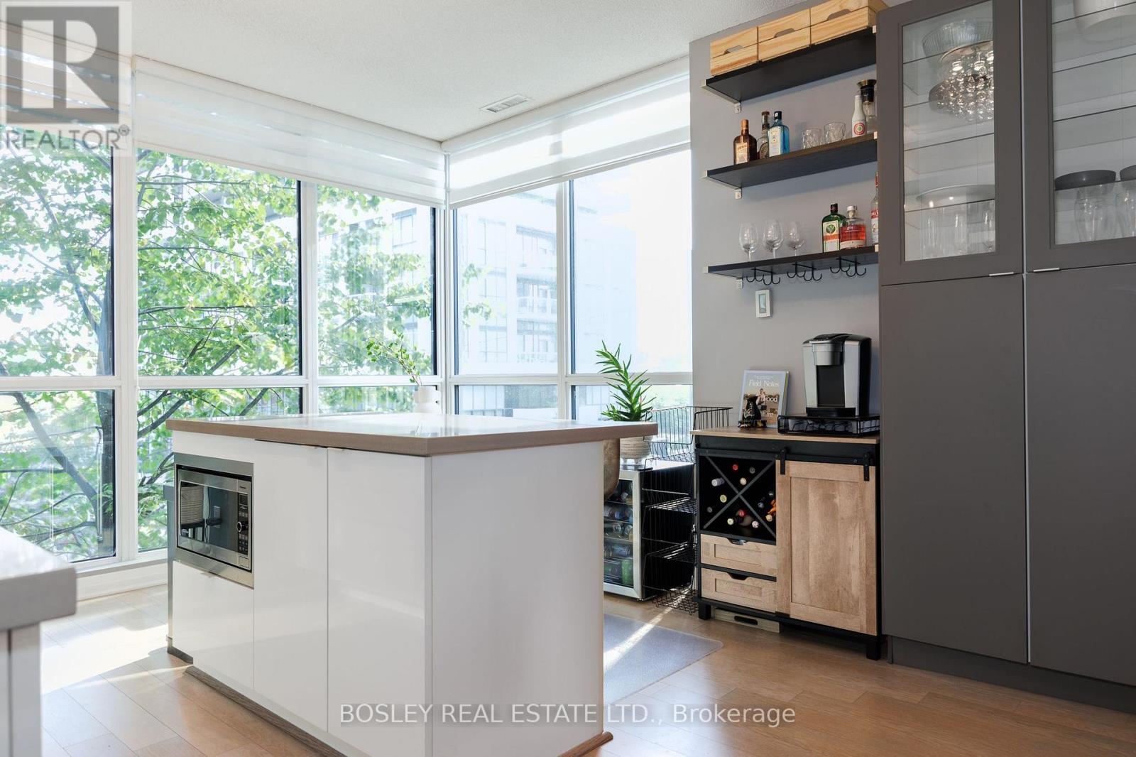215 - 60 ANNIE CRAIG DRIVE, Toronto (Mimico) — photo 4