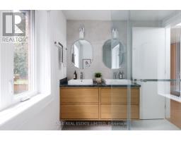 872 Royal York Road, Toronto, ON M8Y2V4 Photo 34