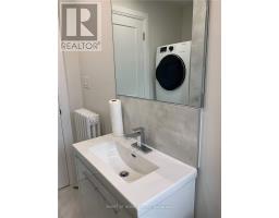 11 Rivercrest Road, Toronto, ON M6S4H4 Photo 9