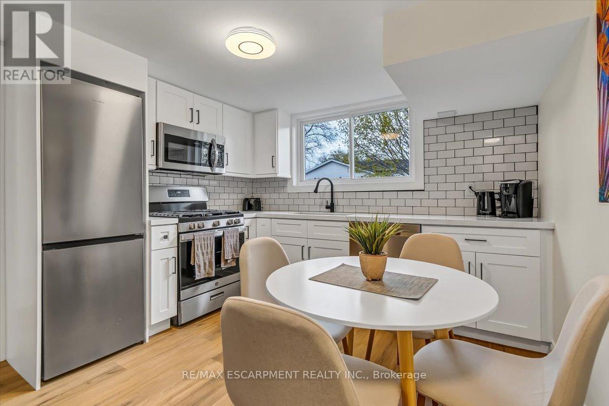 LOWER - 58 COLUMBIA DRIVE, Hamilton (Buchanan) — photo 12