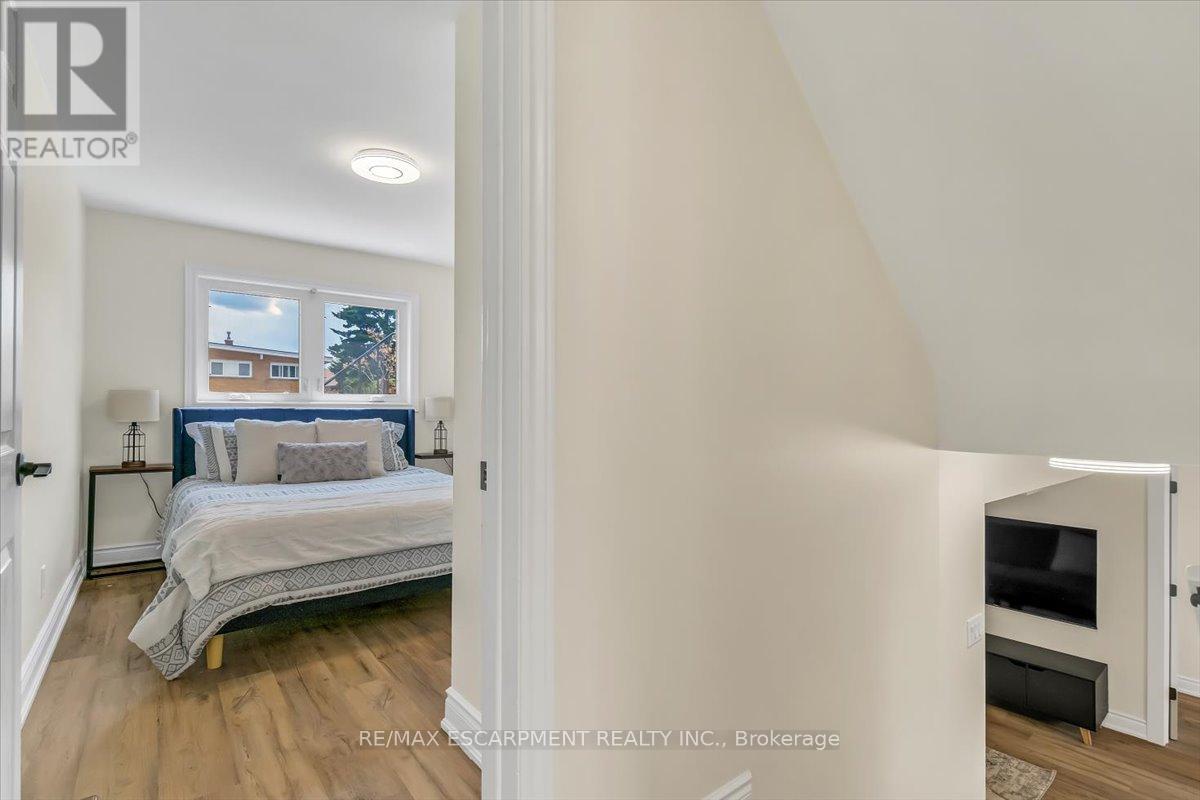 LOWER - 58 COLUMBIA DRIVE, Hamilton (Buchanan) — photo 7