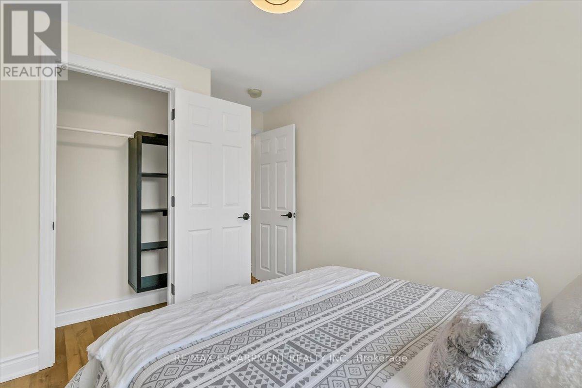 LOWER - 58 COLUMBIA DRIVE, Hamilton (Buchanan) — photo 9
